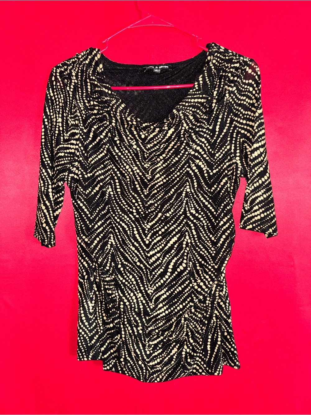 #418-Cable & Guage Black/Cream Printed Lightweight Women's V-Neck Top Sz Med